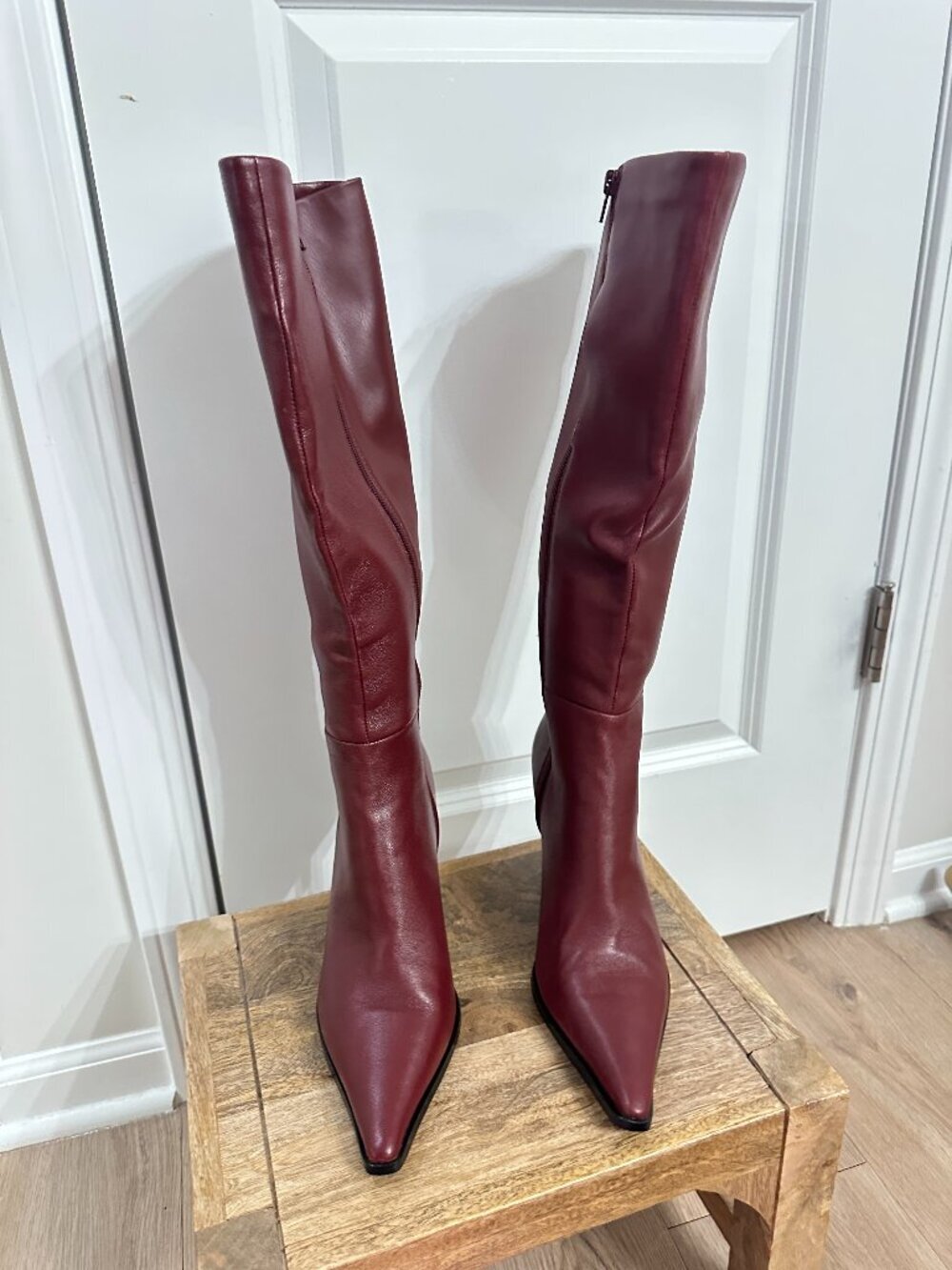 STEVE MADDEN Lingo Pointed Toe Knee High Boot in Wine Leather Size US 8 - Picture 2 of 6